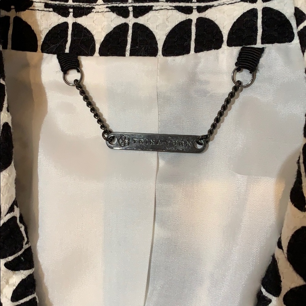 Trina Turk Cropped Fitted Blazer NWOT - Picture 3 of 5